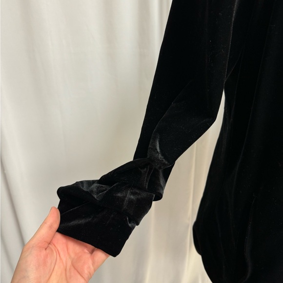 Black Velvet Blazer - Picture 3 of 4